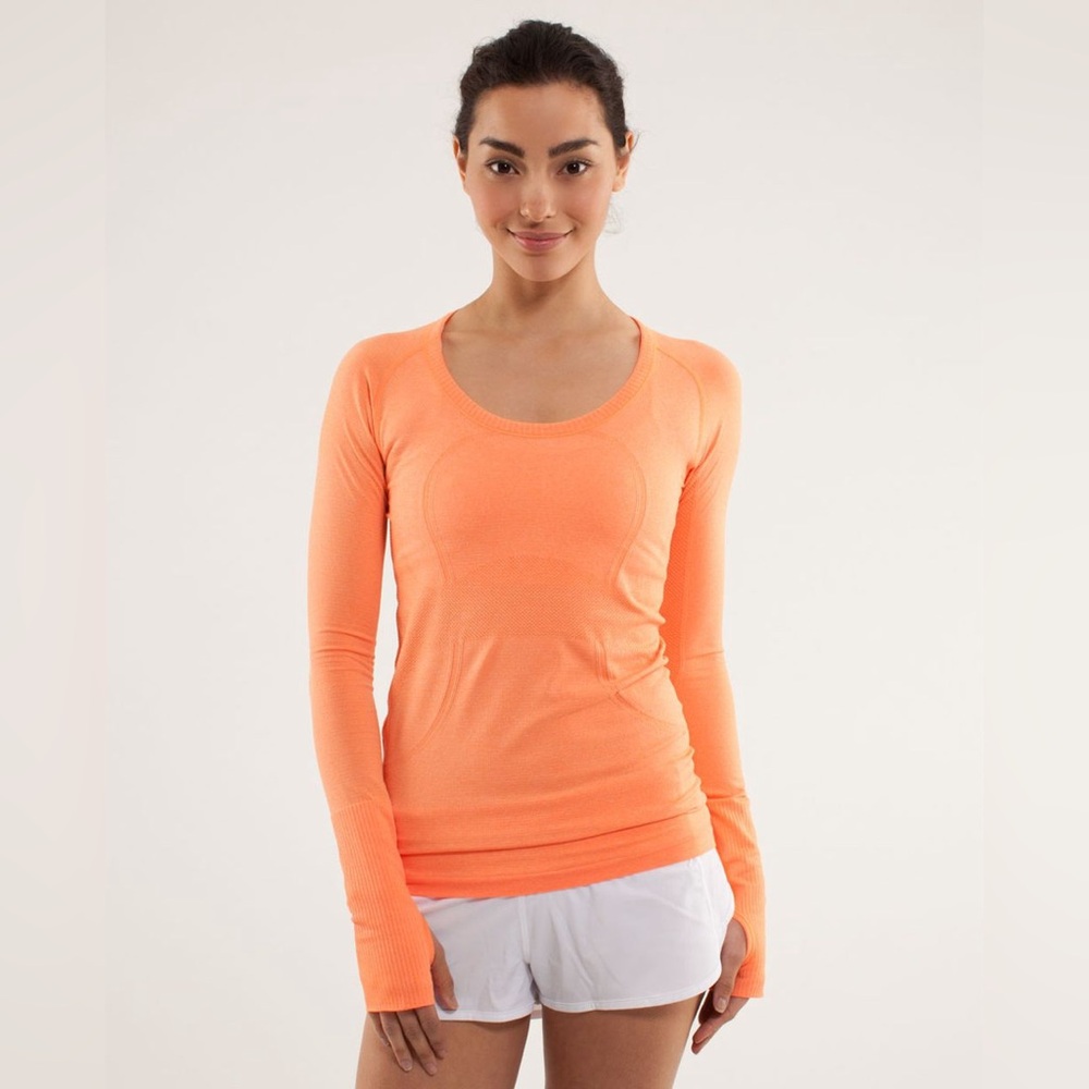 Lululemon Run: Swiftly Tech Long Sleeve Scoop in Pizzaz Size 4